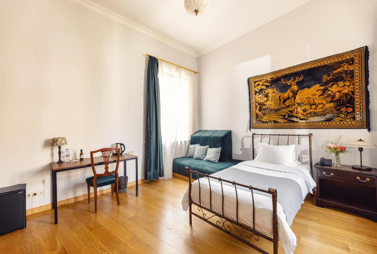 Octava Boutique Hotel Tbilissi Extérieur photo
