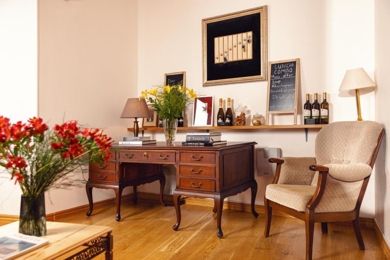 Octava Boutique Hotel Tbilissi Extérieur photo